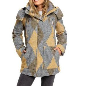 NWT Roxy Dawn Technical Hooded Jacket